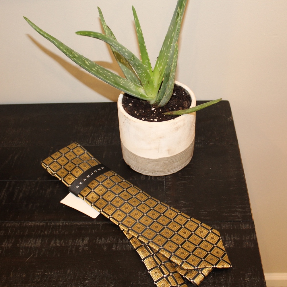 Men’s Sean John Tie